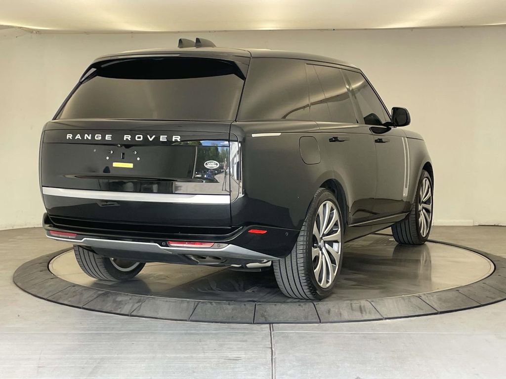 Used 2023 Land Rover Range Rover Autobiography AWD/4WD image 5