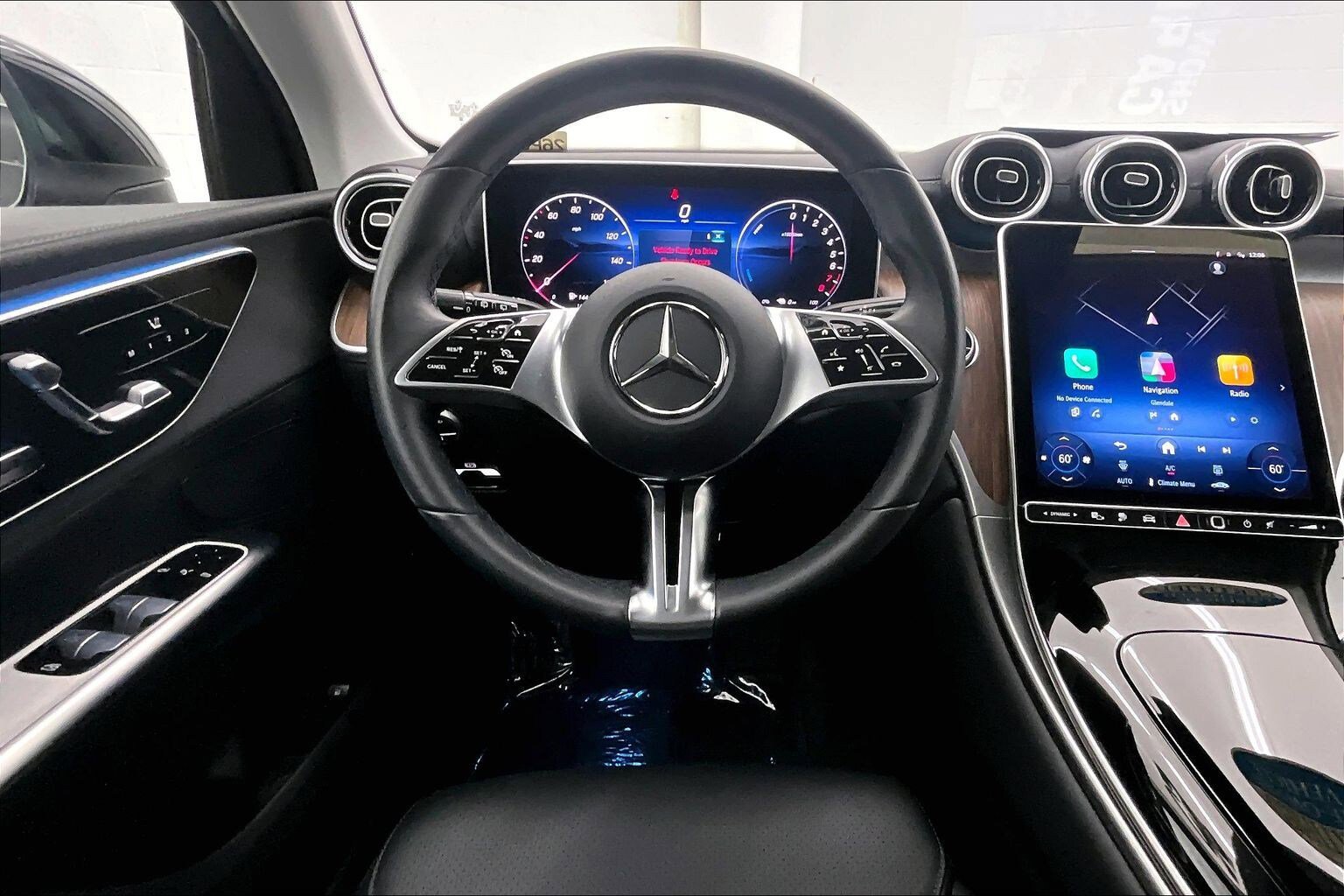 Certified 2025 Mercedes-Benz GLC 350e 4MATIC image 4