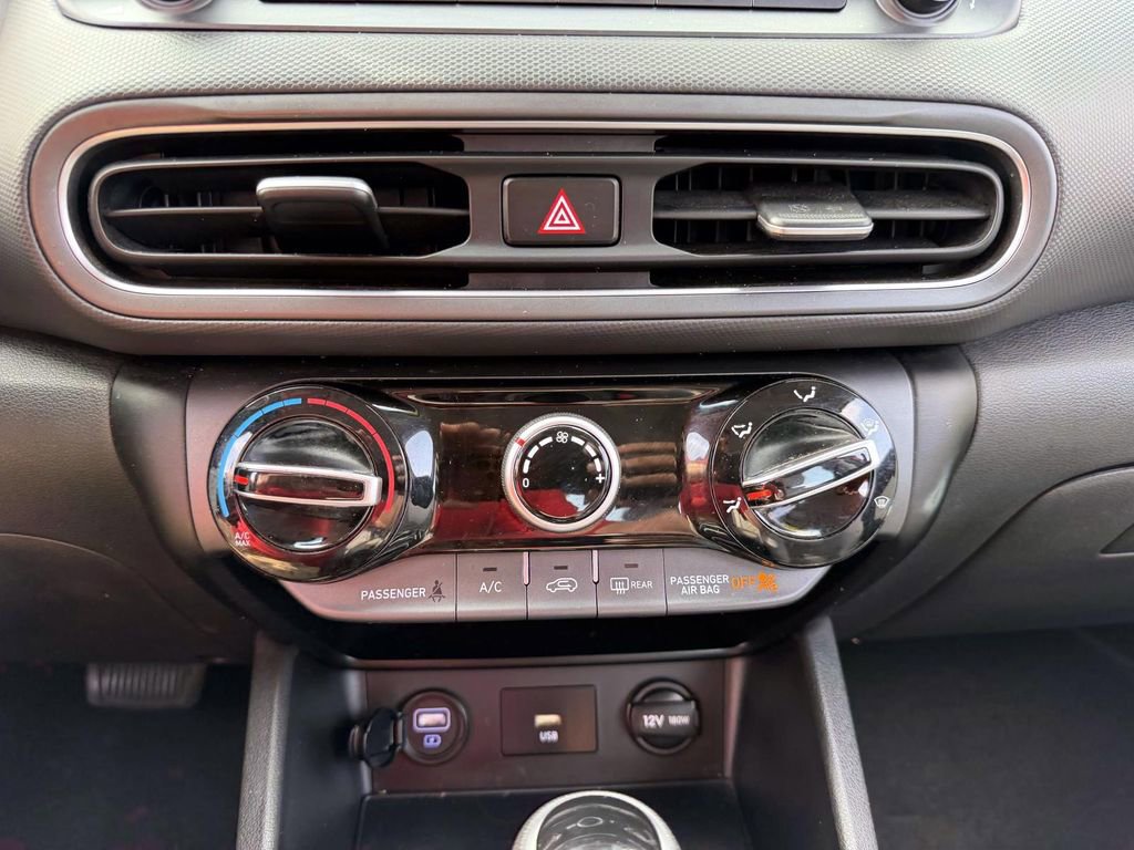 Certified 2022 Hyundai Kona SE image 22