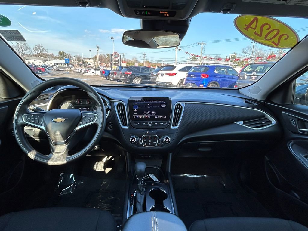 Used 2024 Chevrolet Malibu LT image 19