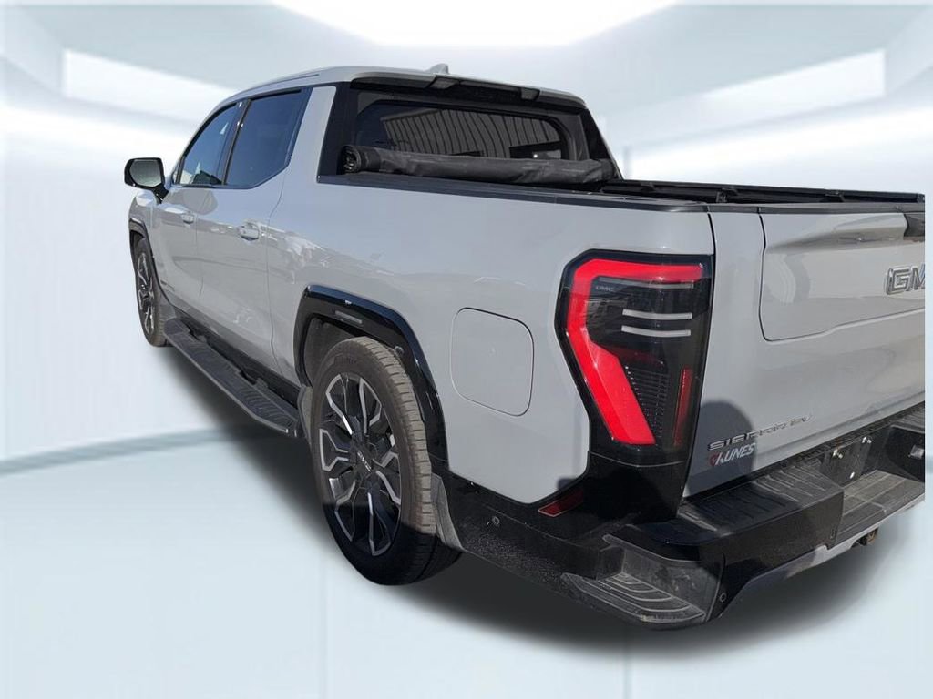 Used 2025 GMC Sierra EV Denali image 8