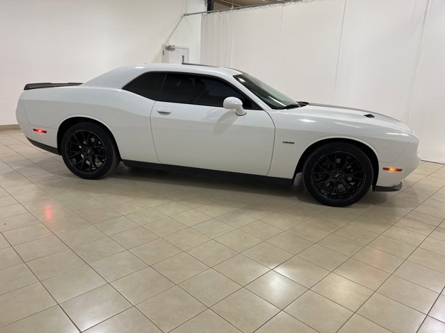 Used 2018 Dodge Challenger R/T image 6