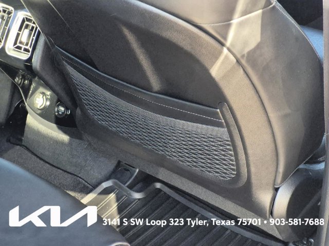Certified 2023 Kia Sorento SX AWD/4WD image 19