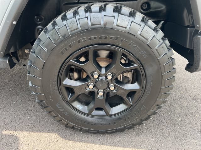 Used 2021 Jeep Wrangler Sport AWD/4WD image 23