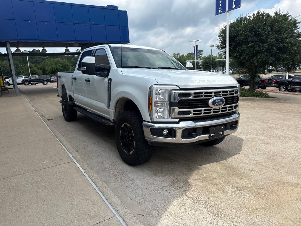 Used 2025 Ford F250 XLT w/ Tremor Off-Road Package AWD/4WD image 2