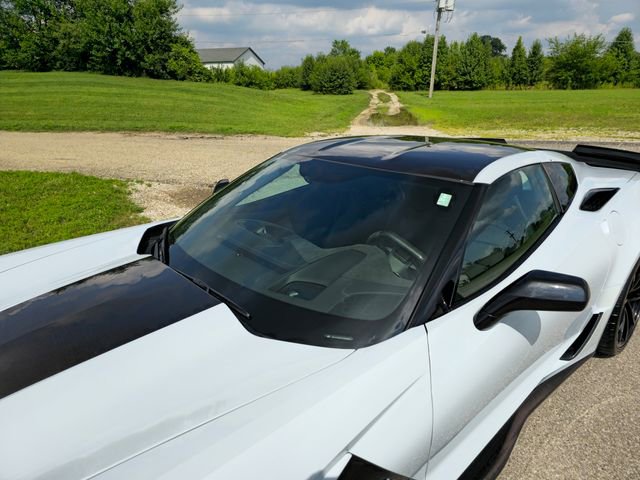 Used 2018 Chevrolet Corvette Grand Sport w/ Carbon 65 Edition image 14