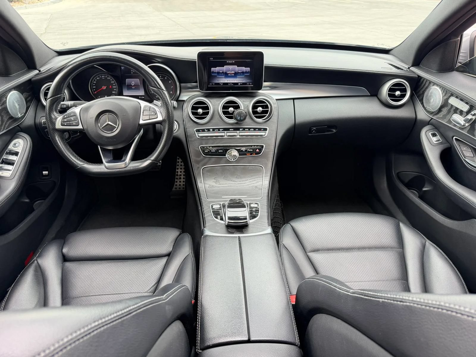 Used 2015 Mercedes-Benz C 300 4MATIC Sedan image 2