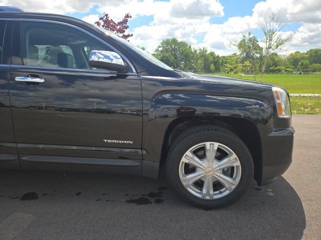 Used 2017 GMC Terrain SLT w/ Open Road Package FWD image 5