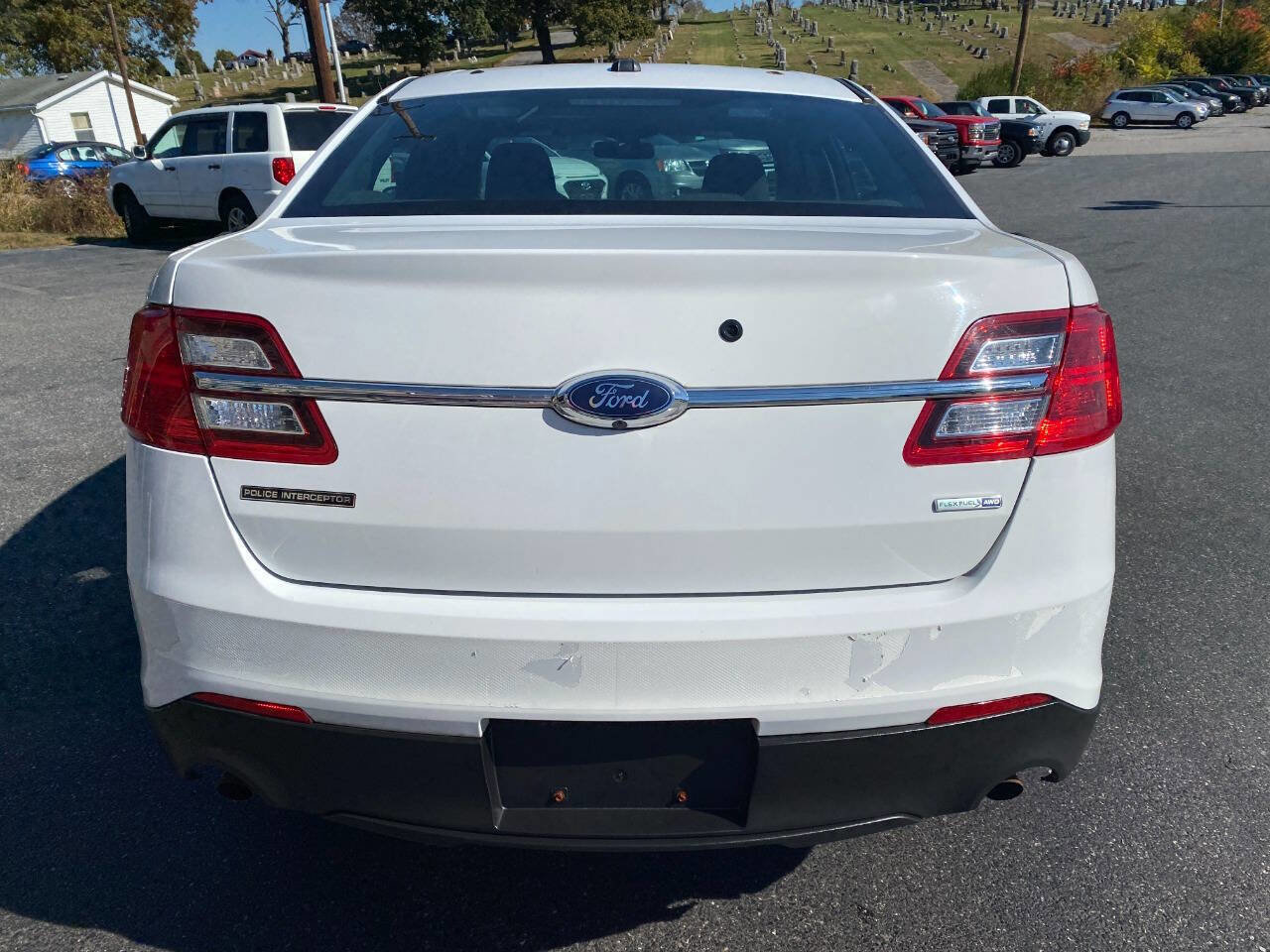 Used 2016 Ford Taurus Police Interceptor AWD w/ Ready For The Road Package image 4