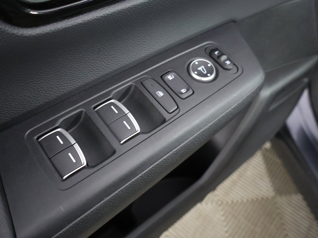 Used 2025 Honda CR-V EX-L image 39