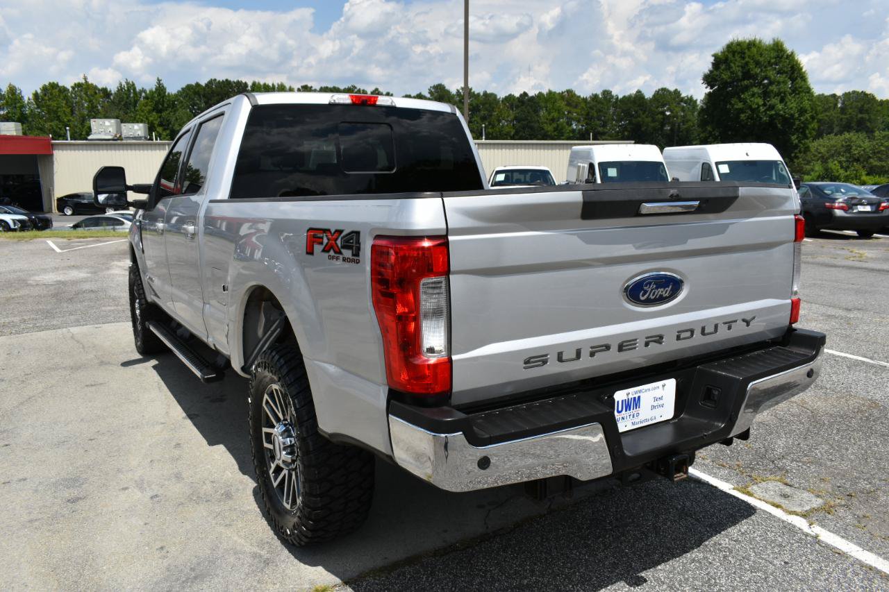 Used 2017 Ford F250 Lariat w/ Lariat Value Package AWD/4WD image 8