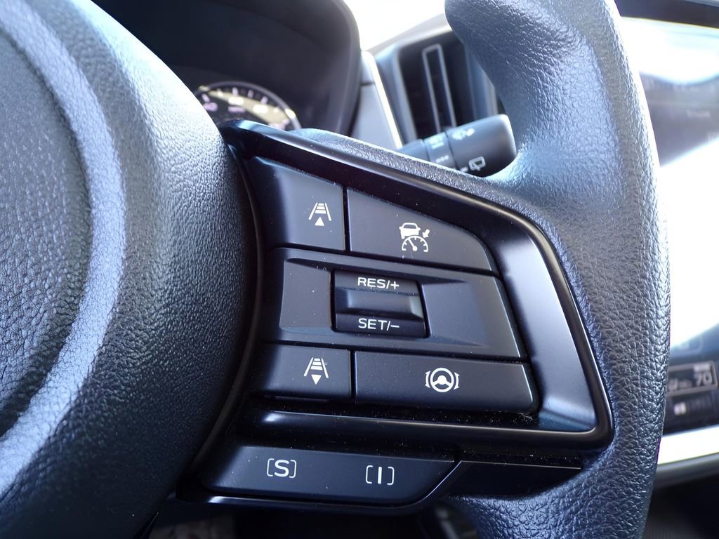 Used 2025 Subaru Crosstrek 2.0i Premium image 20