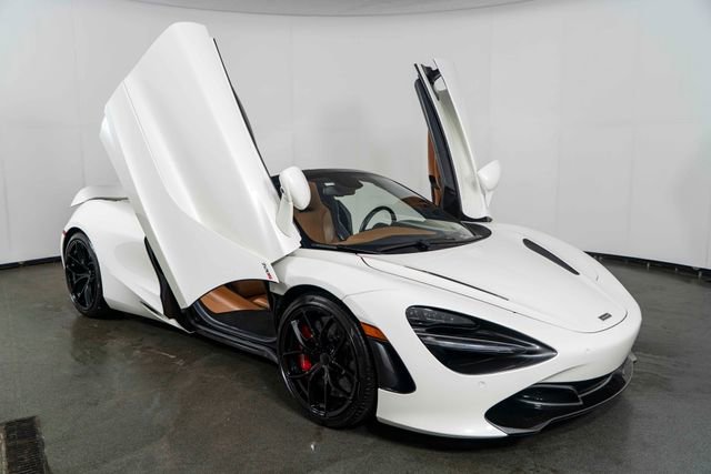 Used 2020 McLaren 720S Luxury RWD image 3