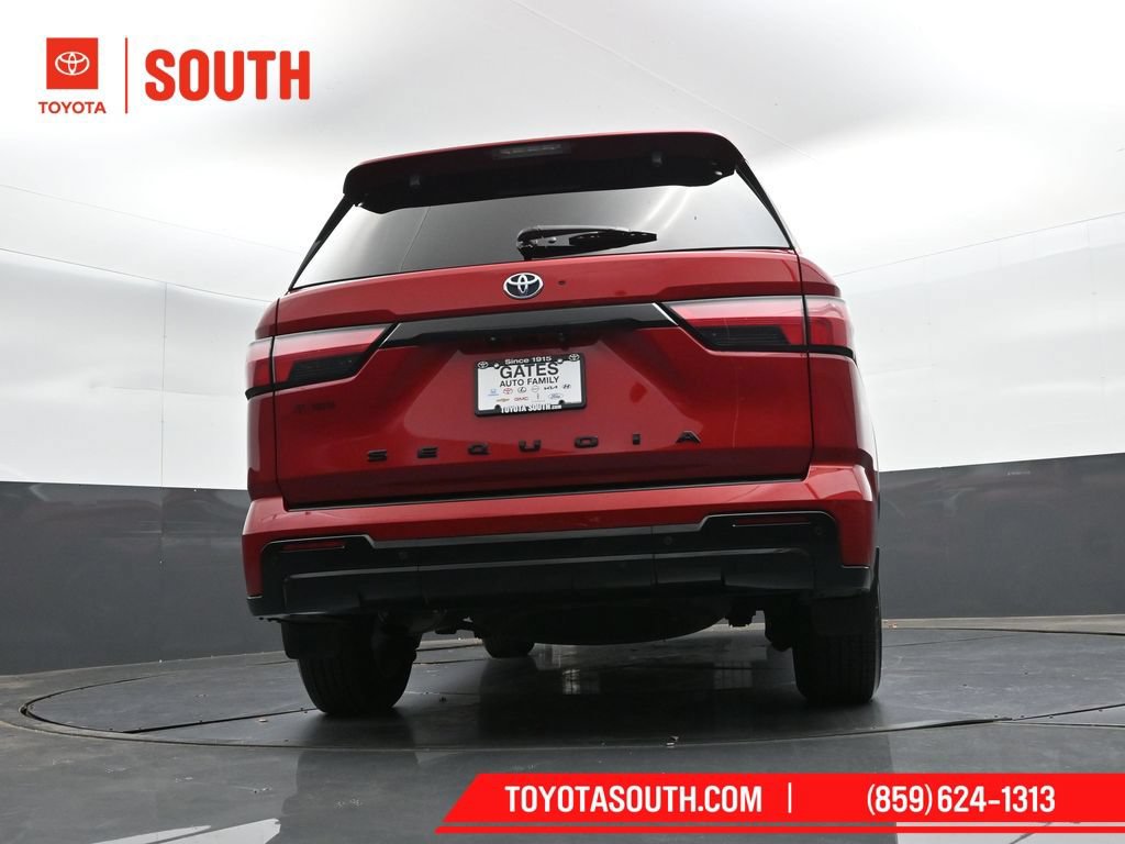 Used 2023 Toyota Sequoia Platinum AWD/4WD image 33