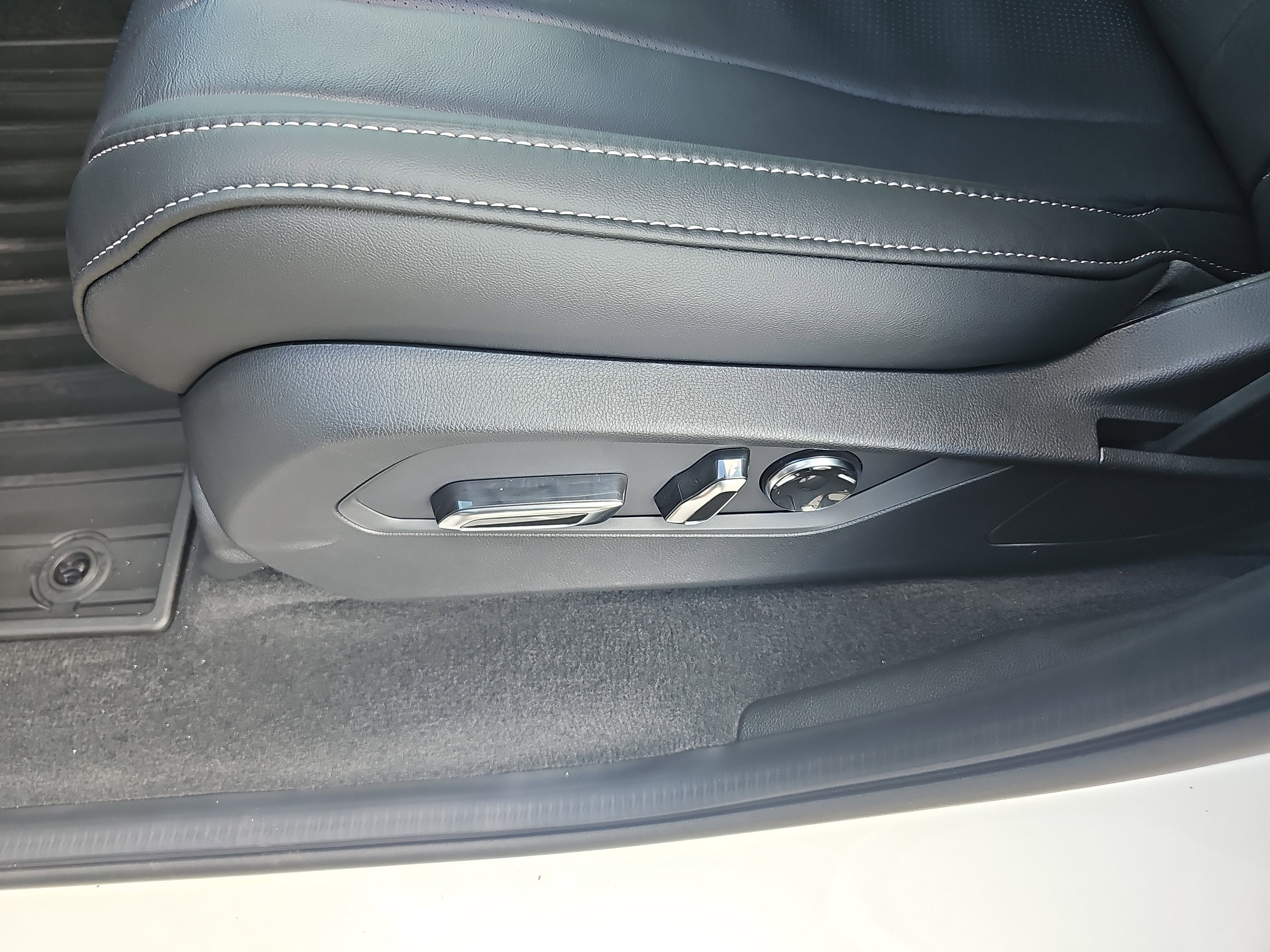 New 2026 Acura MDX FWD w/ Technology Package image 26