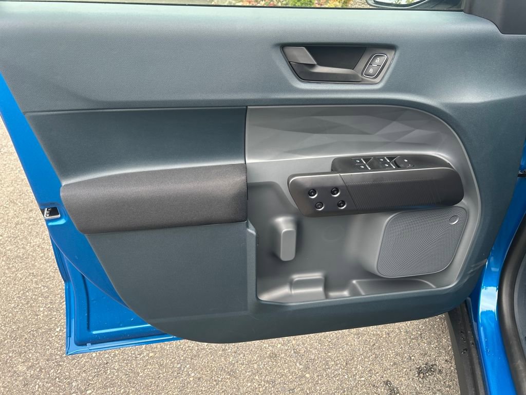 New 2025 Ford Maverick XL w/ Equipment Group 101A image 13