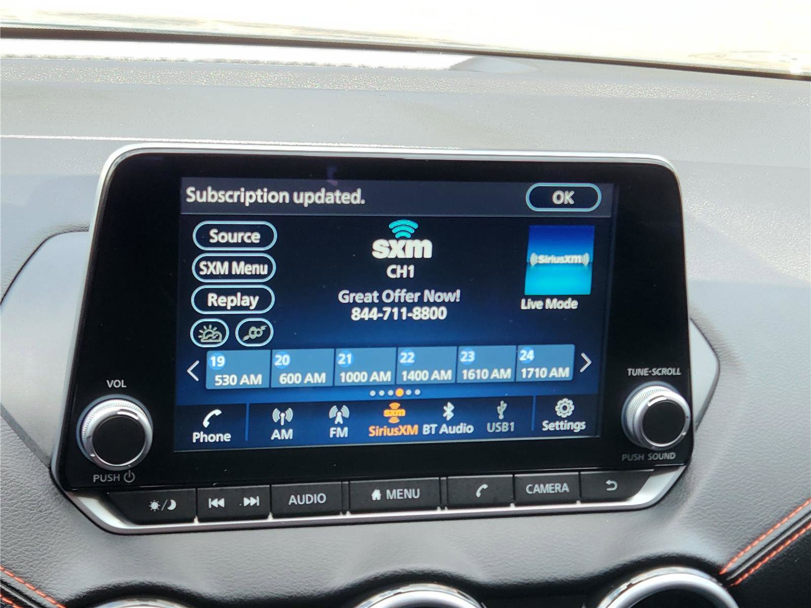 Used 2025 Nissan Sentra SR image 22