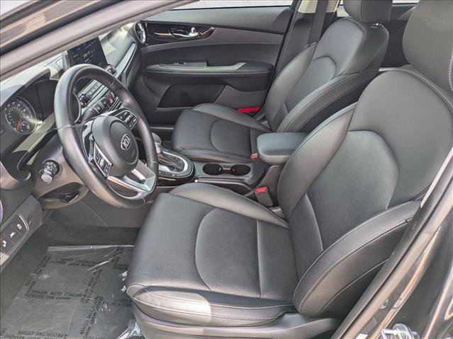 Used 2021 Kia Forte EX image 17
