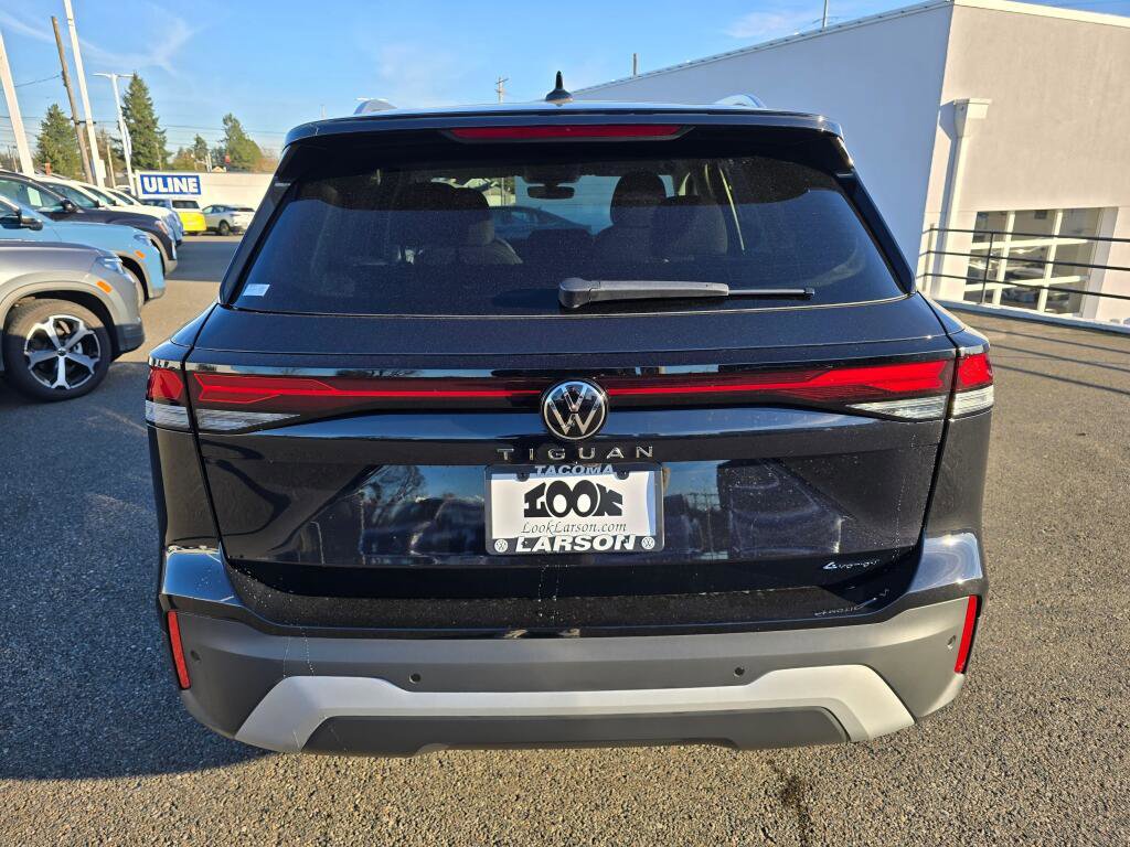 New 2026 Volkswagen Tiguan S AWD/4WD image 5