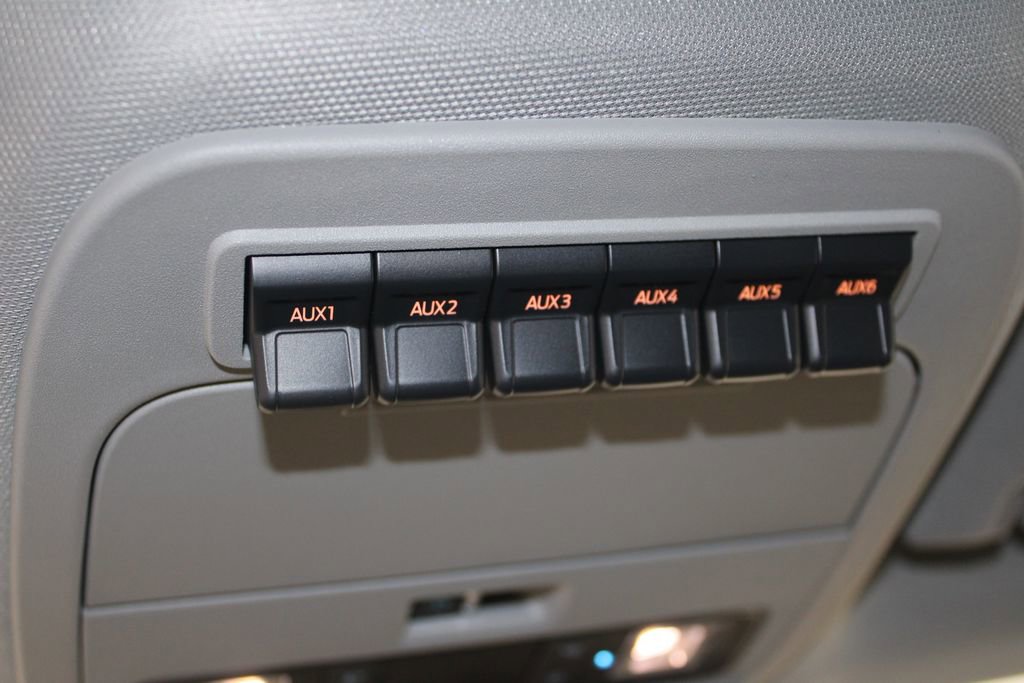 New 2026 Ford F250 XLT w/ XLT Premium Package image 55