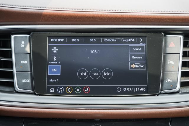 Used 2020 Buick Enclave Avenir w/ Avenir Technology Package AWD/4WD image 23
