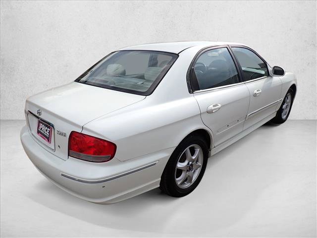 Used 2005 Hyundai Sonata GLS FWD image 4