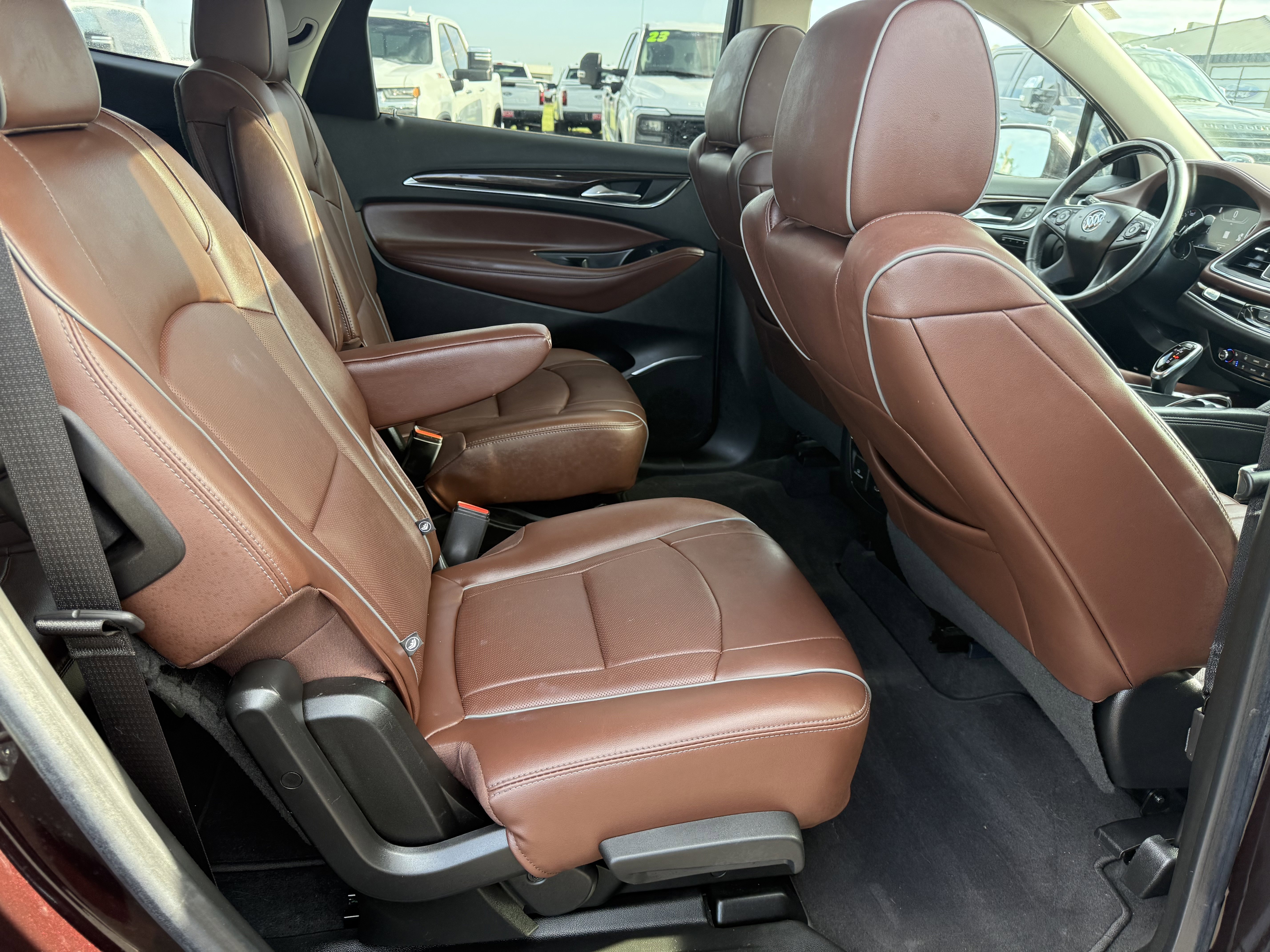 Used 2020 Buick Enclave Avenir AWD/4WD image 11