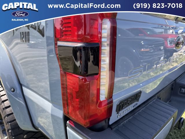 New 2026 Ford F250 Lariat w/ Black Appearance Package AWD/4WD image 15