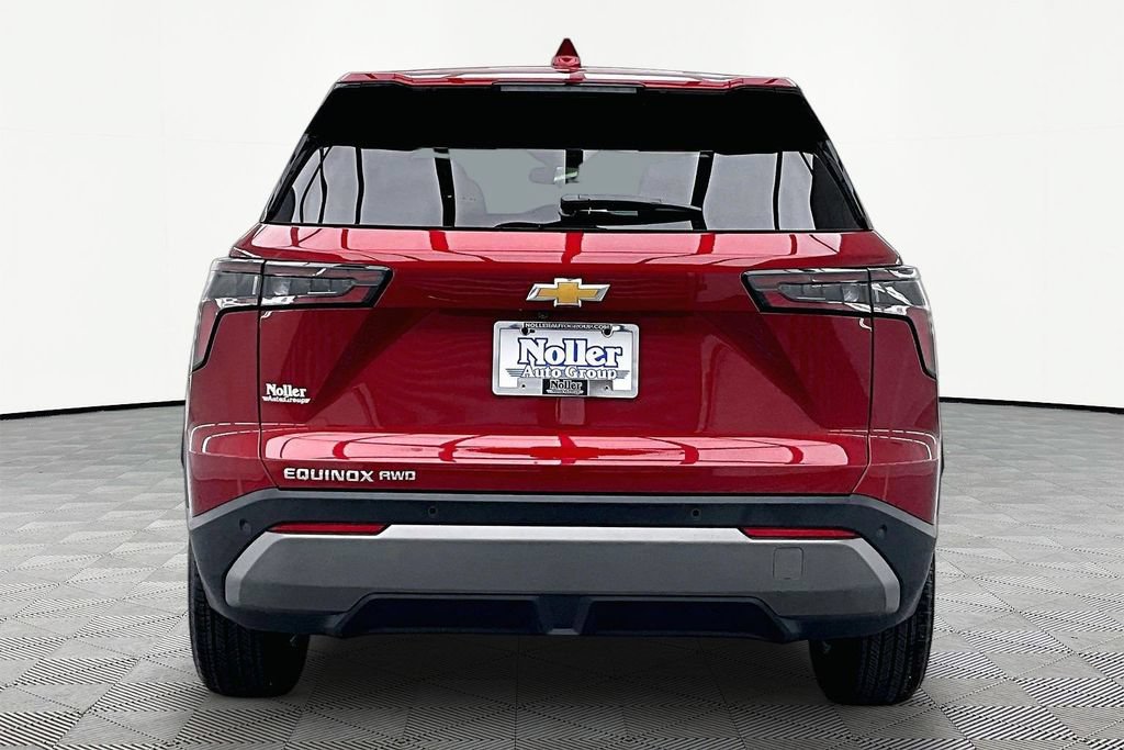 Used 2026 Chevrolet Equinox LT AWD/4WD image 4