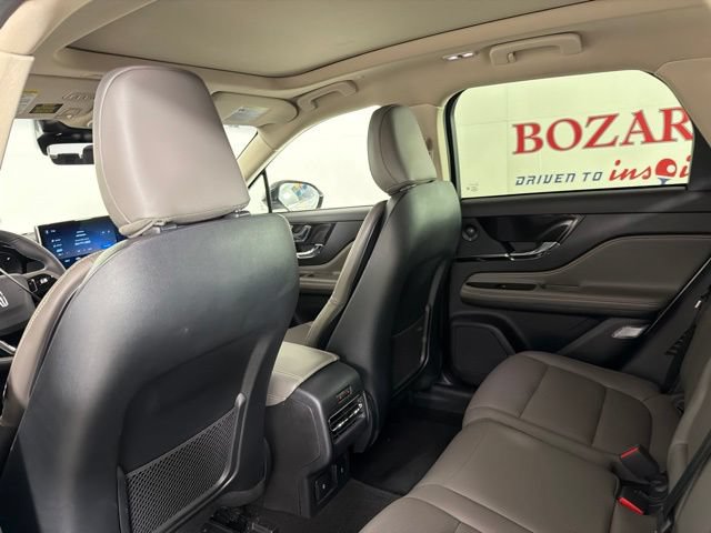 Used 2024 Lincoln Corsair AWD w/ Equipment Group 102A image 14