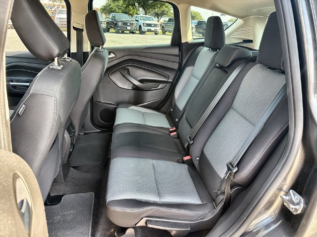 Used 2018 Ford C-MAX SE w/ Equipment Group 201A FWD image 21