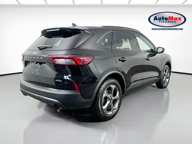 Used 2025 Ford Escape ST-Line image 2