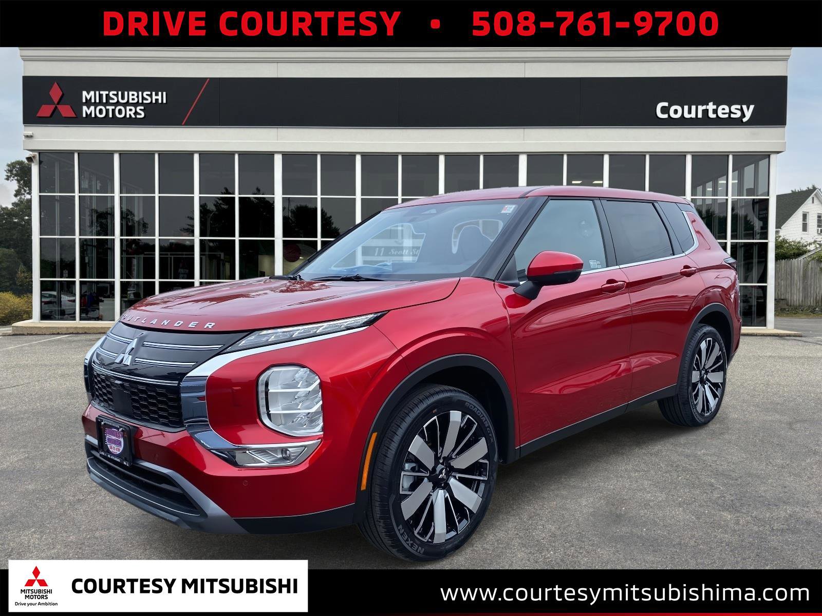 New 2026 Mitsubishi Outlander SE image 1