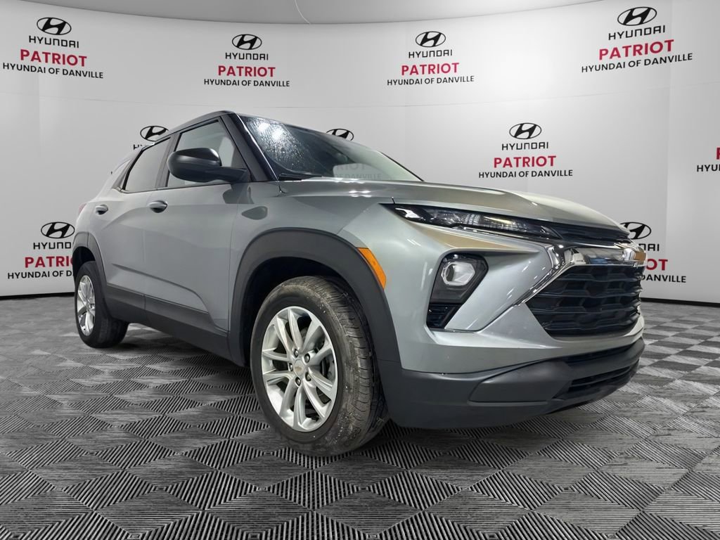 Used 2024 Chevrolet TrailBlazer LS w/ LS Convenience Package 360° Tour