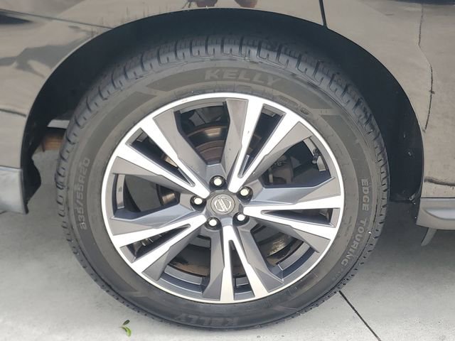 Used 2020 Nissan Pathfinder Platinum FWD image 7