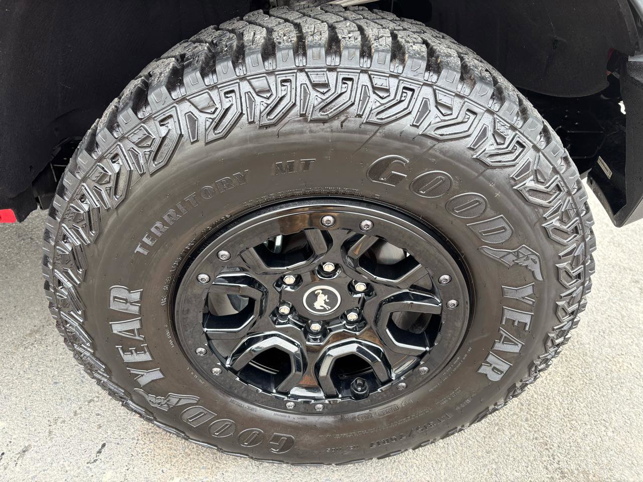 Used 2022 Ford Bronco Wildtrak image 10