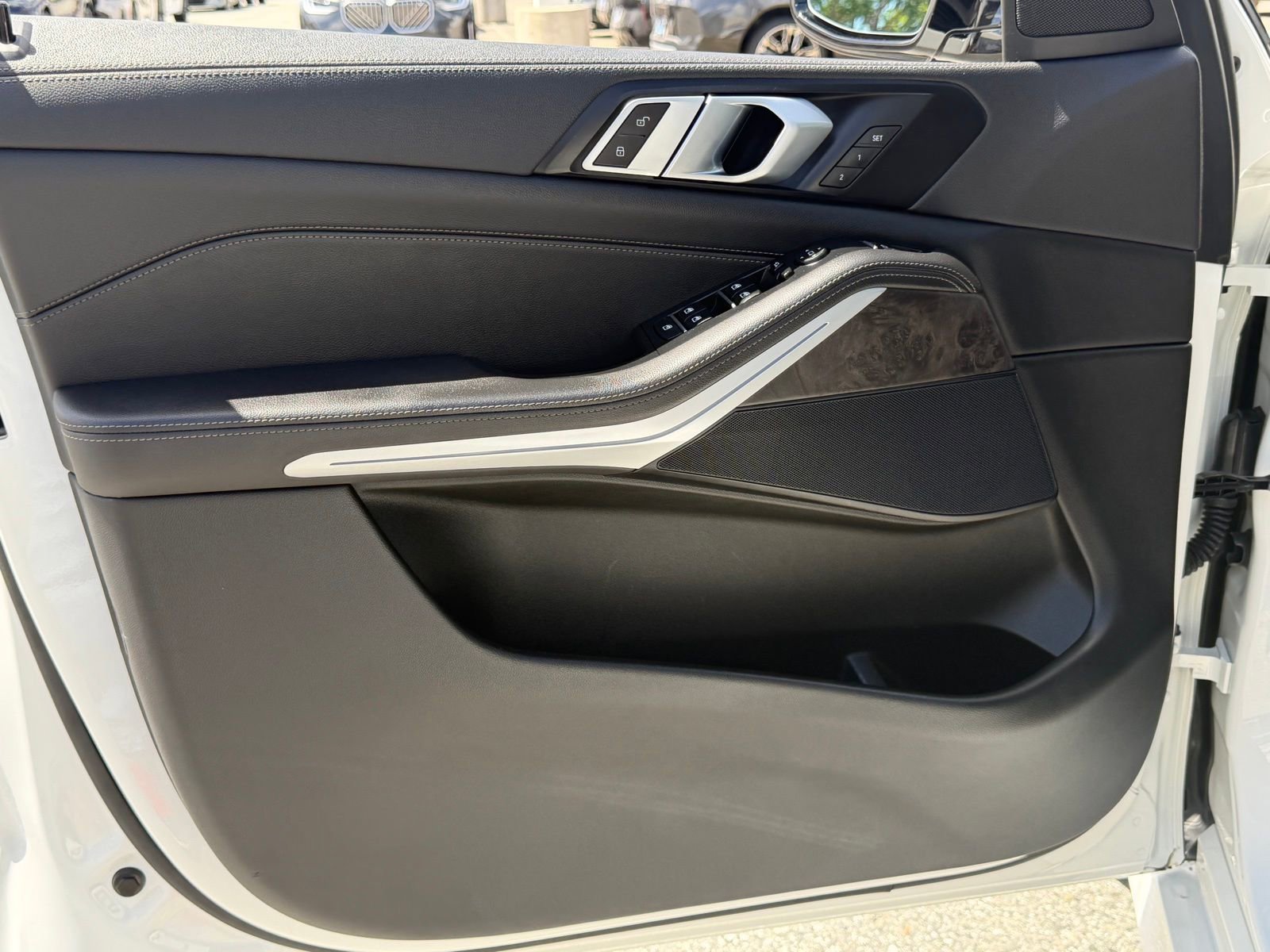 Certified 2022 BMW X5 xDrive40i w/ M Sport Package image 21