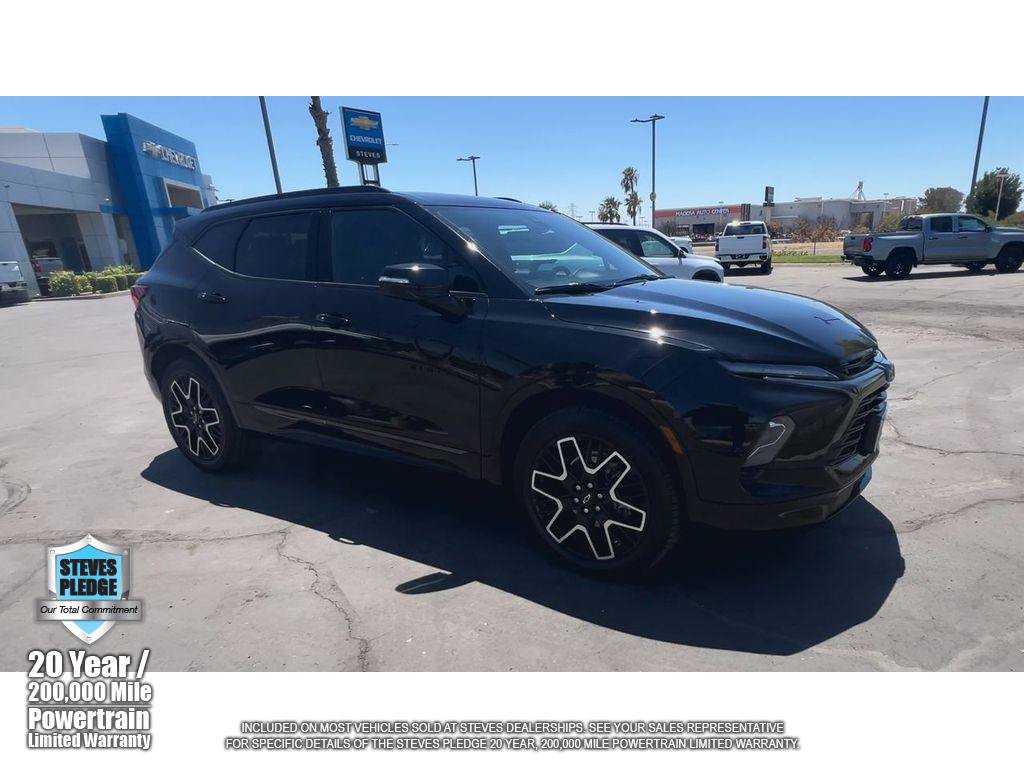 Certified 2024 Chevrolet Blazer RS w/ Driver Confidence II Package FWD image 2