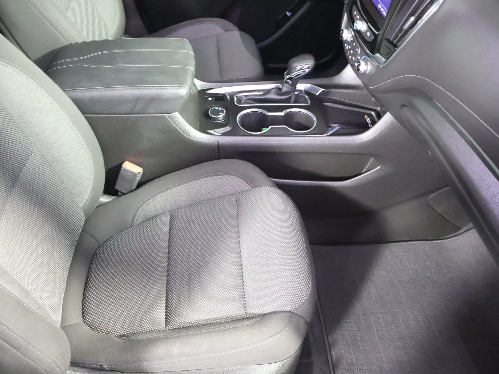 Used 2023 Chevrolet Traverse LT AWD/4WD image 55