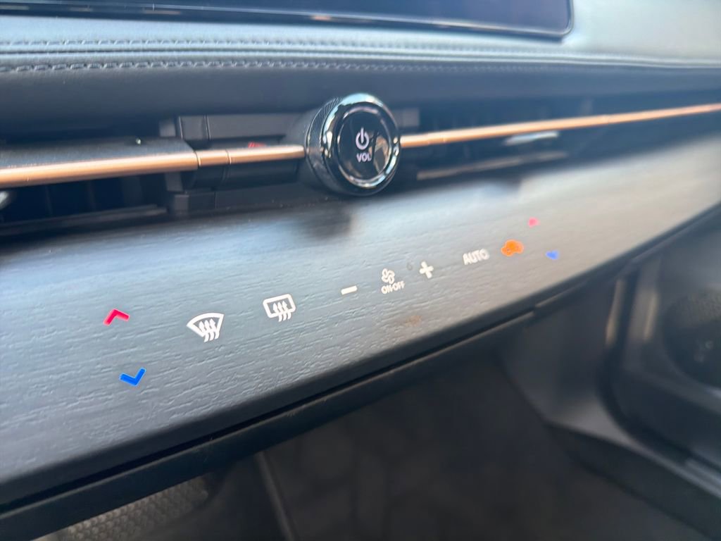 Certified 2024 Nissan Ariya AWD image 37
