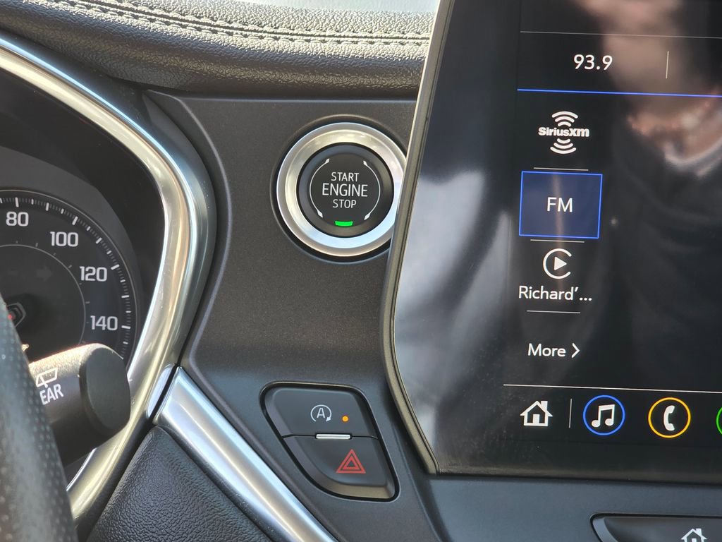 Used 2025 Chevrolet Blazer LT image 24