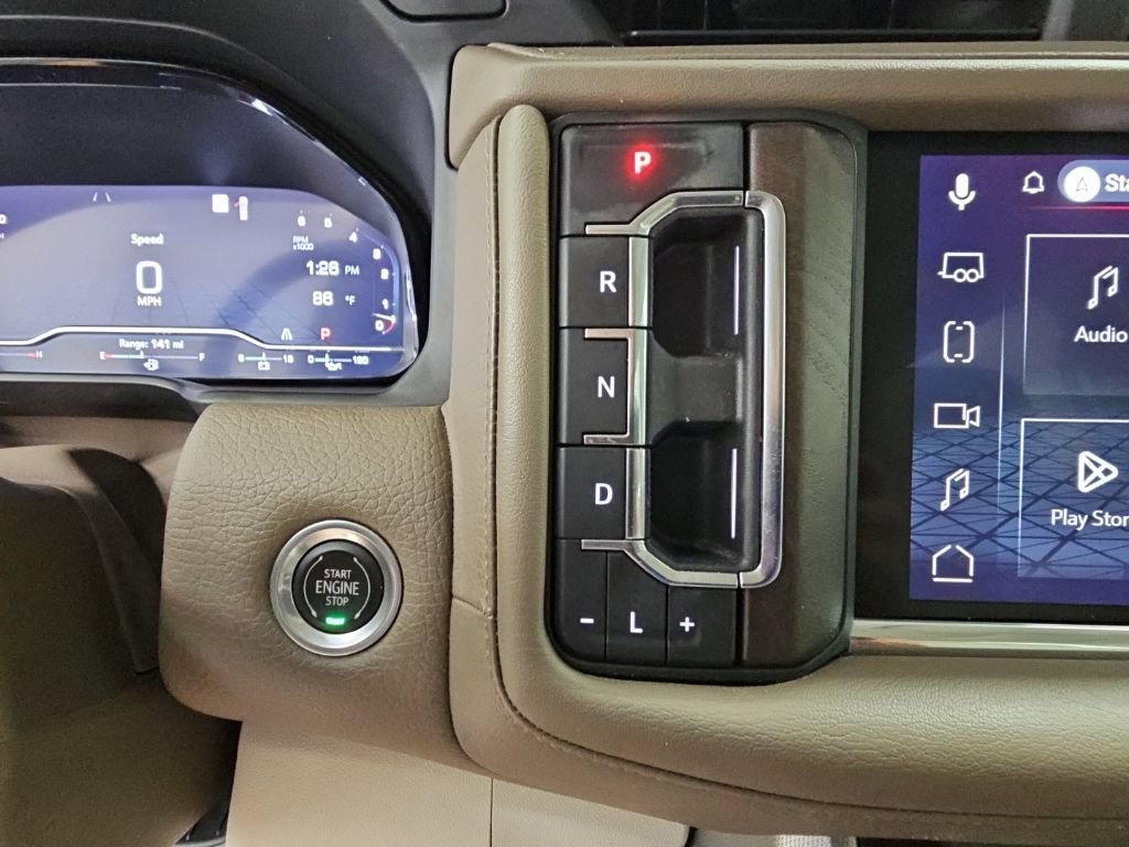 Used 2022 GMC Yukon Denali w/ Advanced Technology Package RWD image 25