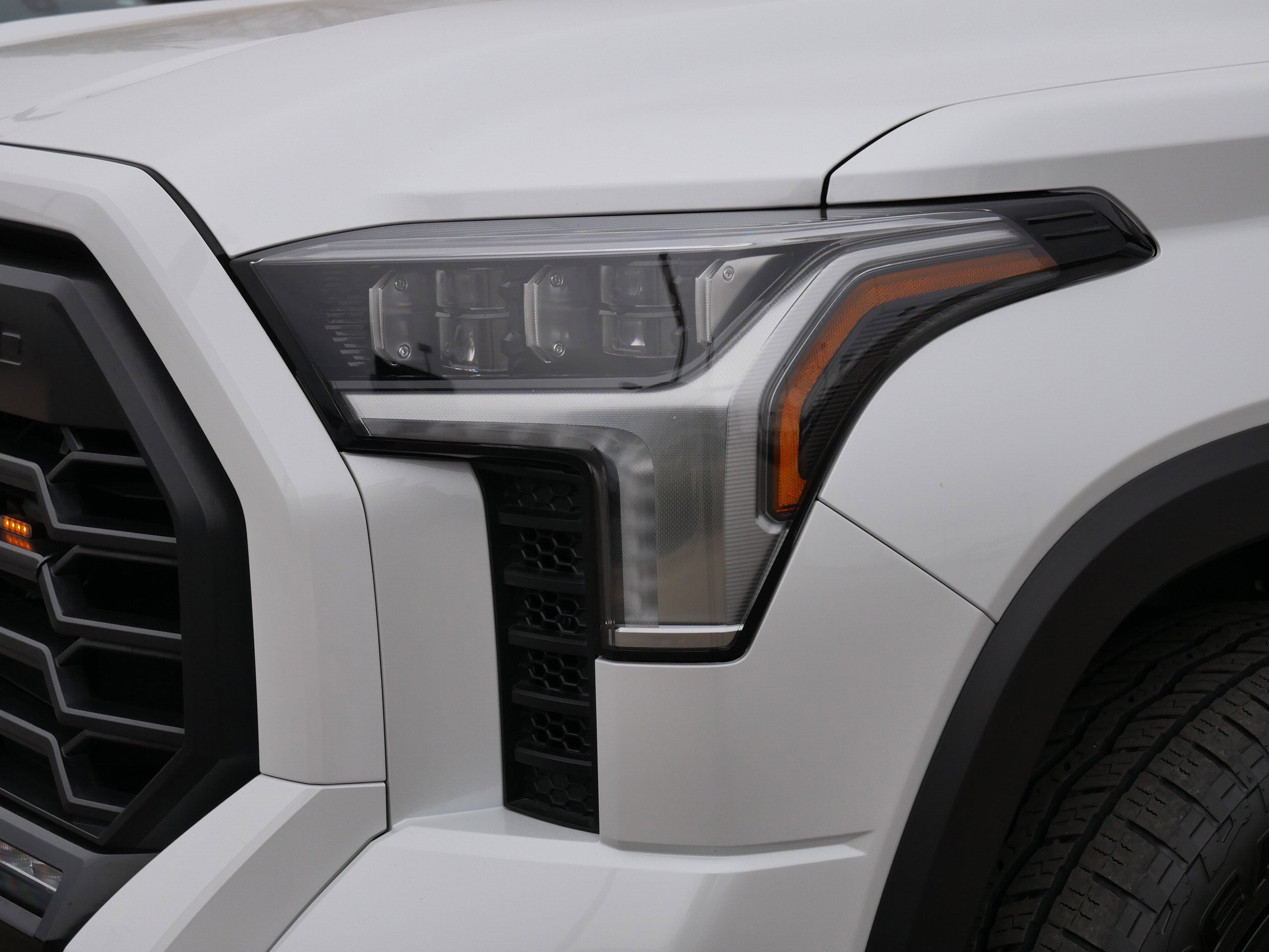 Used 2024 Toyota Tundra Limited w/ TRD Off-Road Package image 16