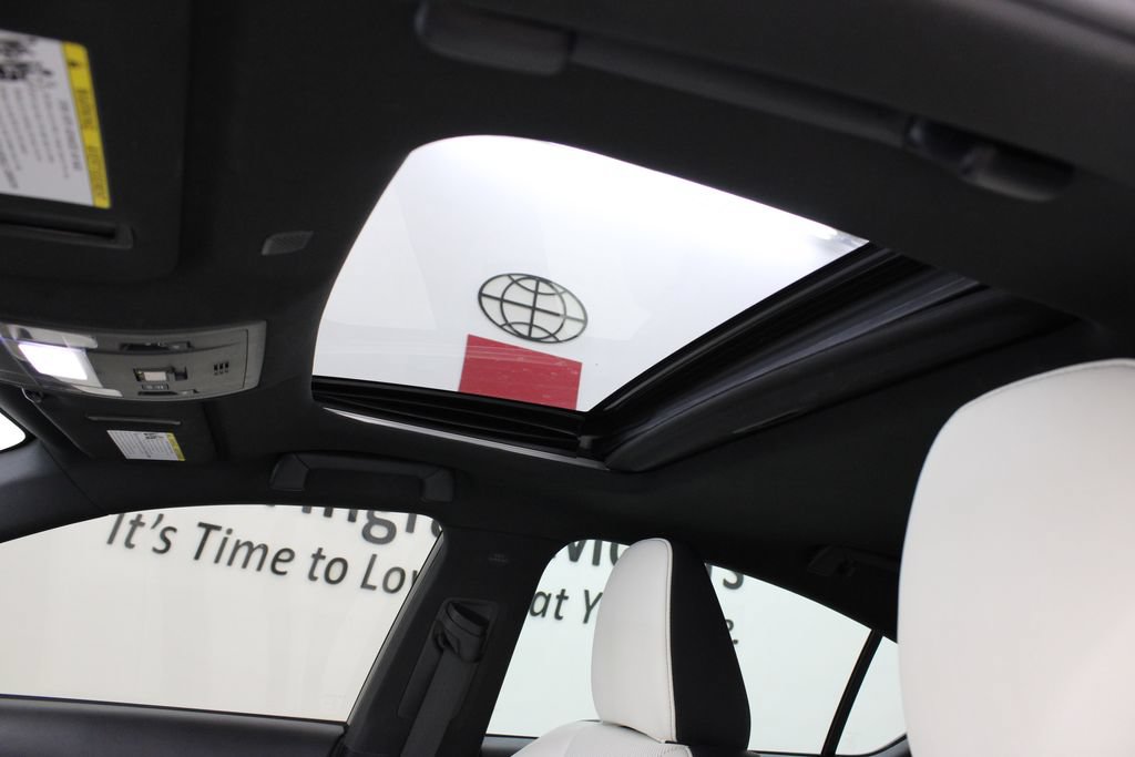 Used 2022 Lexus IS 350 F Sport RWD image 13