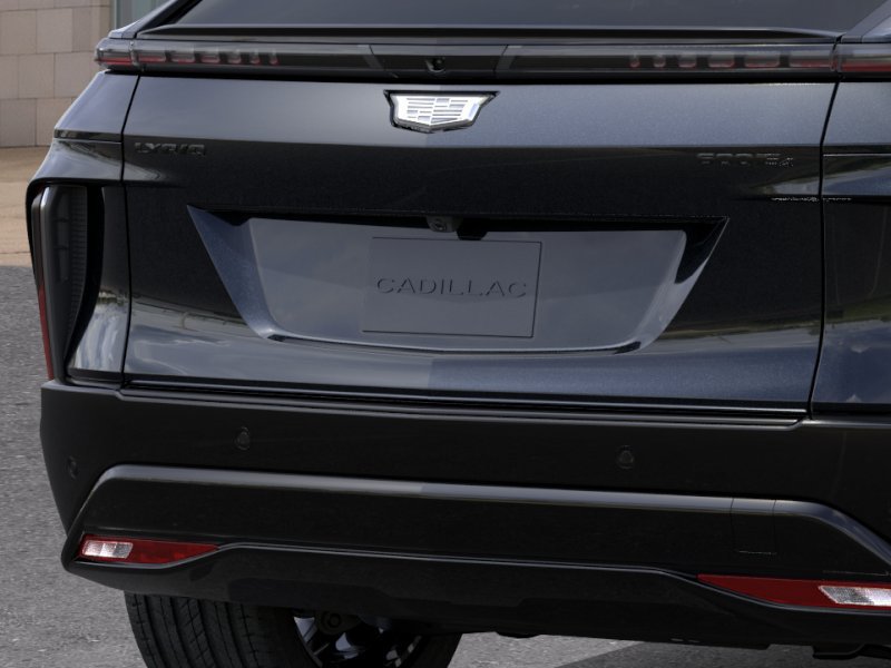 New 2026 Cadillac Lyriq Signature Sport w/ LPO, ONYX Package AWD/4WD image 14