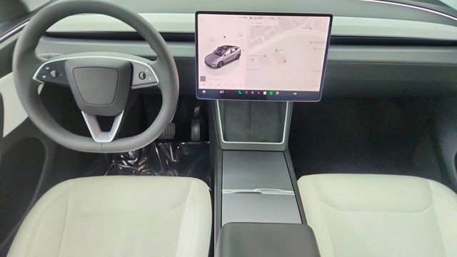 Used 2026 Tesla Model Y 2WD image 34