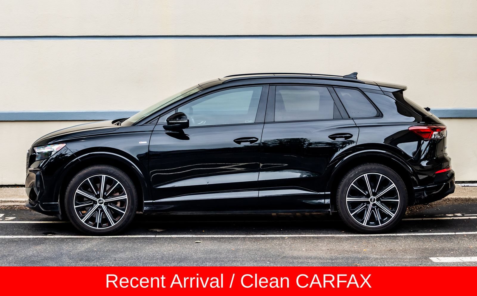 Used 2022 Audi Q4 e-tron Premium Plus AWD/4WD image 3