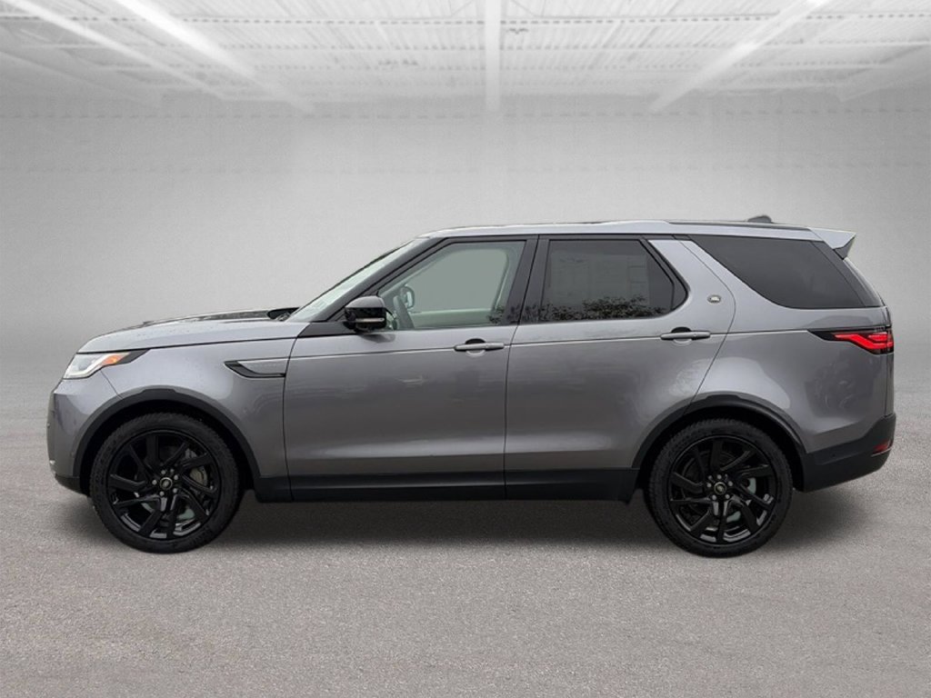 Used 2025 Land Rover Discovery S AWD/4WD image 2