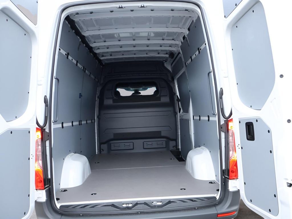 New 2026 Mercedes-Benz Sprinter 144 Cargo image 18