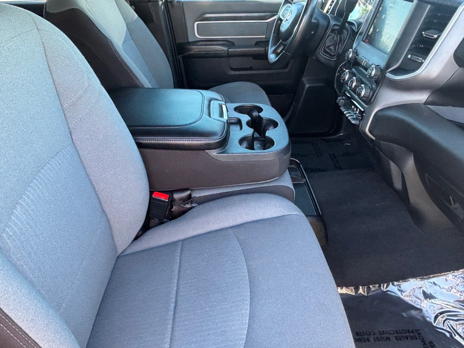 Used 2022 RAM 2500 Big Horn w/ Cold Weather Group AWD/4WD image 31